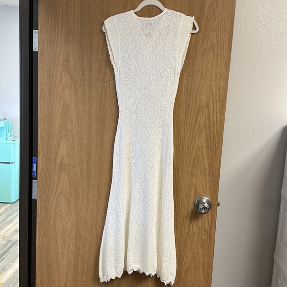 Milo Dress - Picture 7 of 8